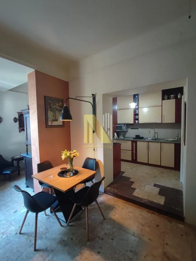 Izdavanje, trosoban stan, 55m², Centar, Novi Sad