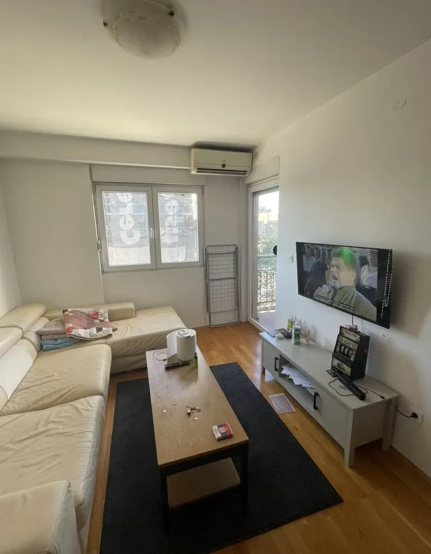 Rent, one bedroom apartment, 40m², Krivi Most, Podgorica