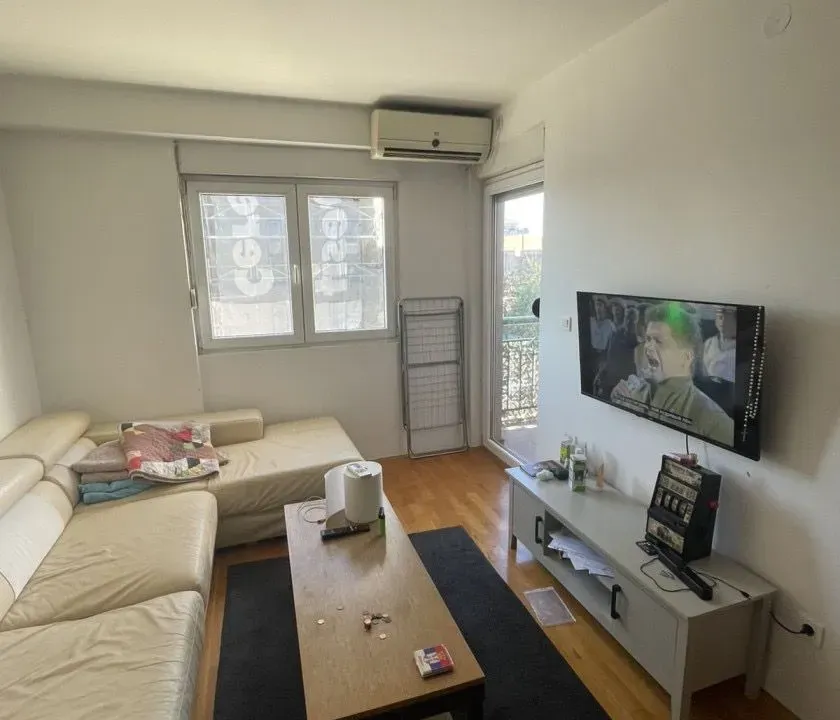Rent, one bedroom apartment, 40m², Krivi Most, Podgorica
