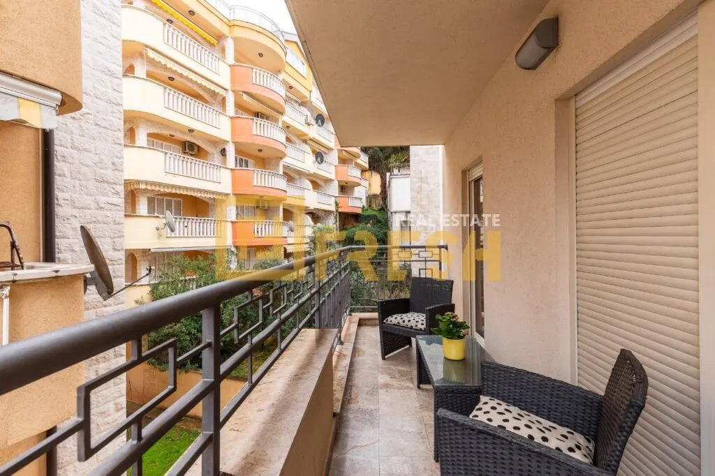 Sale, one bedroom apartment, 74m², Budva, Crna Gora