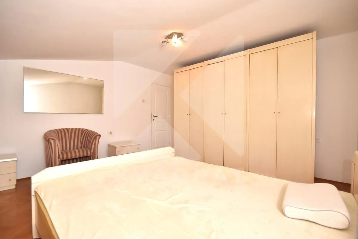 Rent, three bedroom apartment, 90m², Stari Aerodrom, Podgorica
