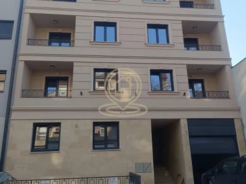 Izdavanje, trosoban stan, 80m², Savski Venac, Beograd - image 14