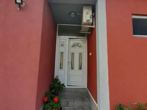 Prodaja, kuća, 240m², Tabane, Jagodina - image 26