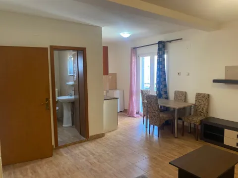 Izdavanje, jednosoban stan, 30m², Bjeliši, Bar - image 4