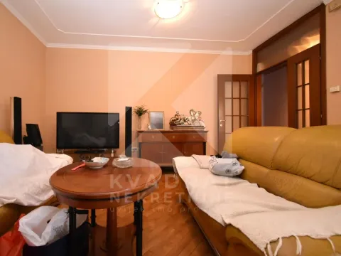 Prodaja, dvosoban stan, 97m², Stari Aerodrom, Podgorica - image 3
