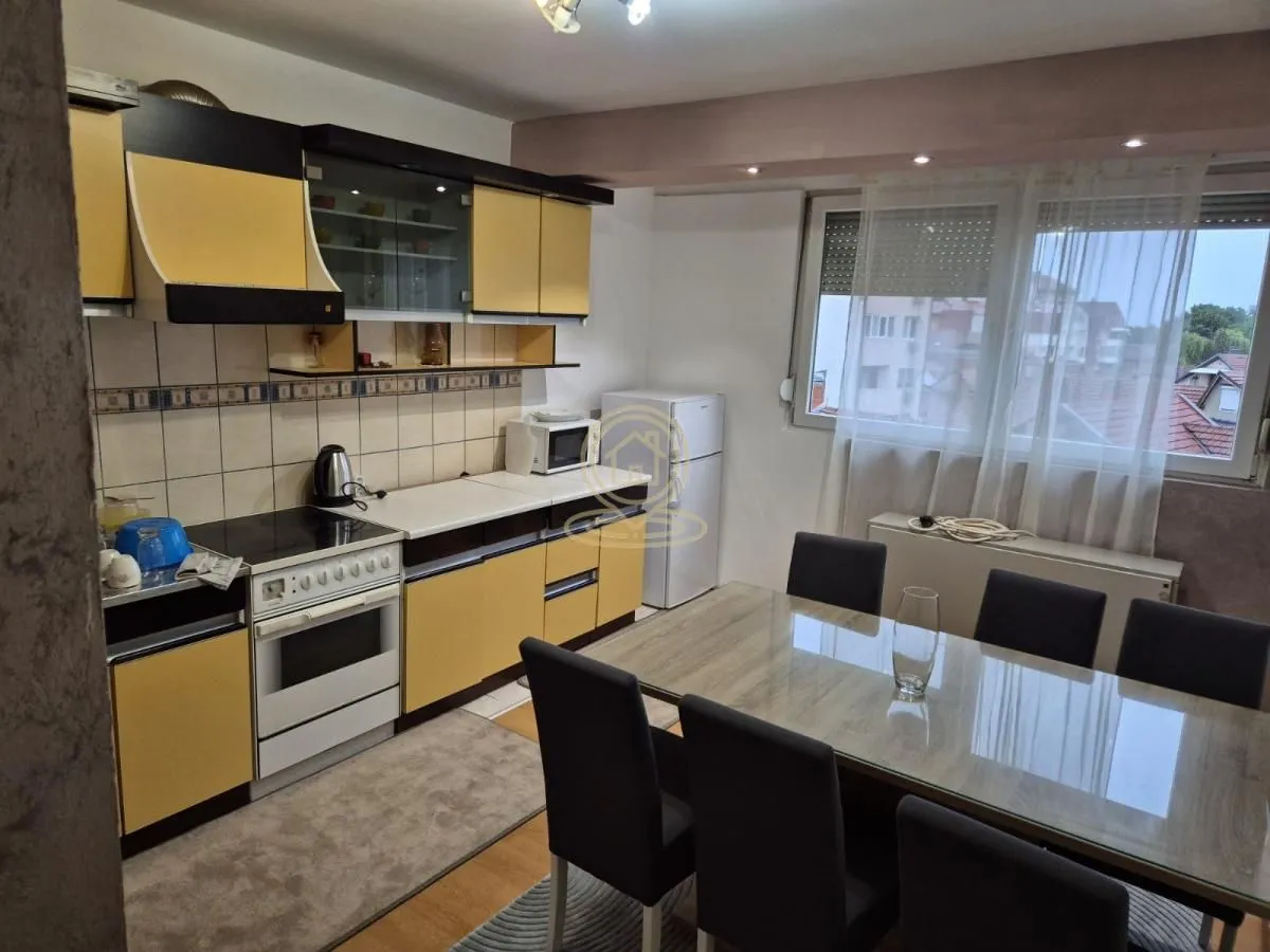Izdavanje, dvosoban stan, 55m², Medijana, Niš
