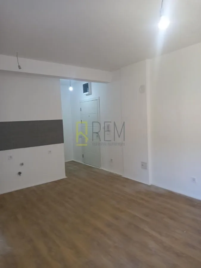 Prodaja, garsonjera, 25m², Cetinje, Crna Gora