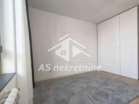 Izdavanje, četvorosoban stan, 120m², Savski Venac, Beograd - image 9