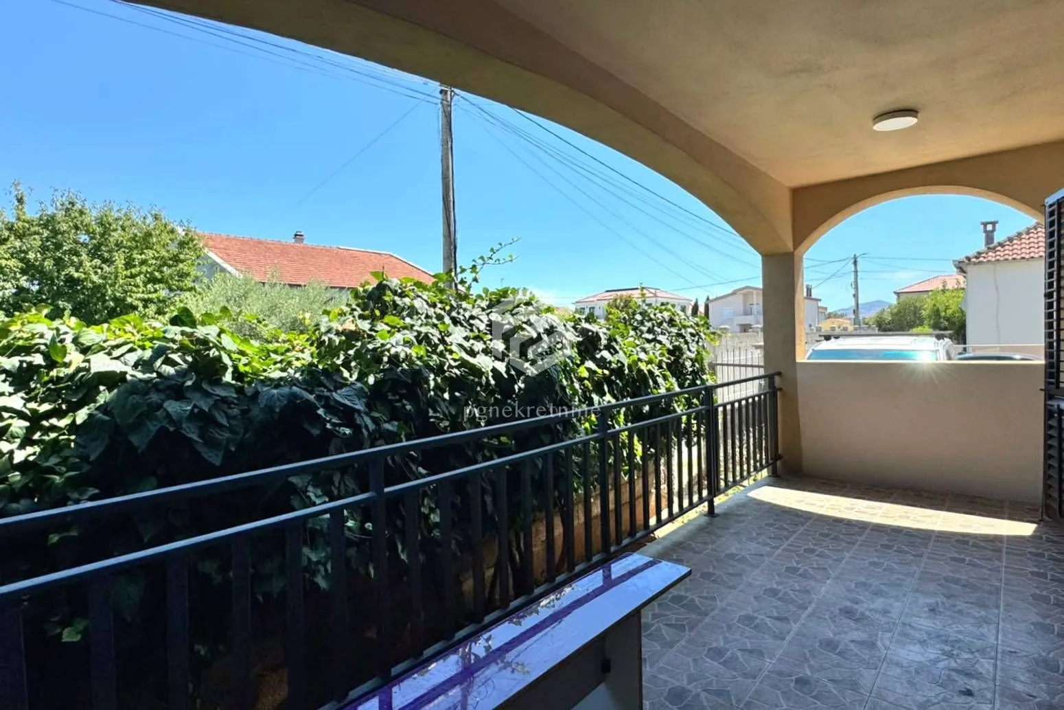 Rent, house, 160m², Gornja Gorica, Podgorica