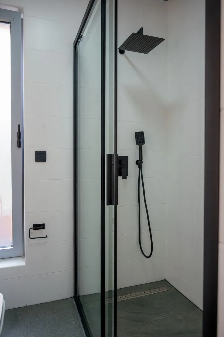 Sale, house, 255m², Kavač, Kotor