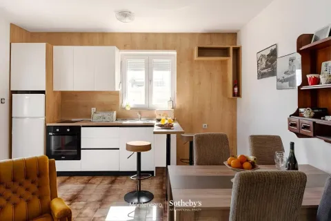 Sale, house, 180m², Krašići, Tivat - image 8