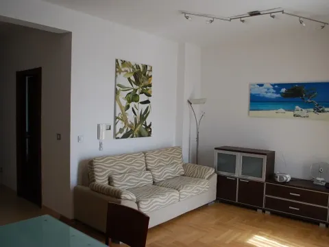 Prodaja, stan, 80m², Budva, Crna Gora - image 10