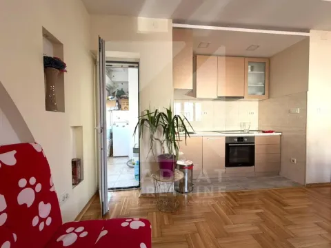 Rent, two bedroom apartment, 68m², Centar, Podgorica - image 7