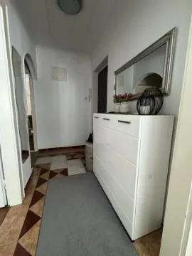 Prodaja, dvosoban stan, 80m², Stari grad, Novi Sad - image 9