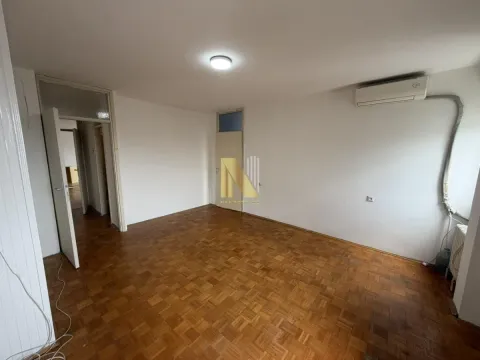 Rent, office space, 94m², Bulevar Oslobodjenja, Novi Sad Sve Podlokacije - image 4