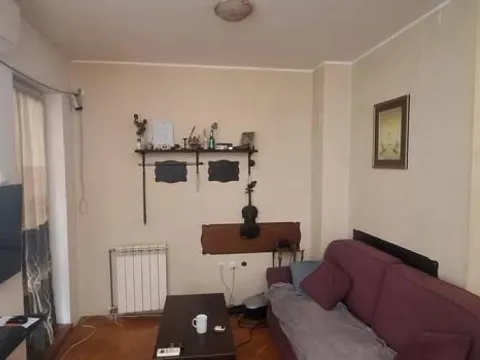 Stan in Bulevar Evrope