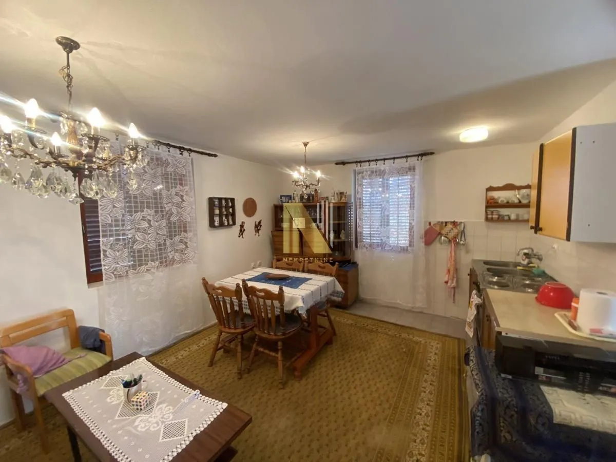 Prodaja, kuća, 47m², Sremska Kamenica, Petrovaradin
