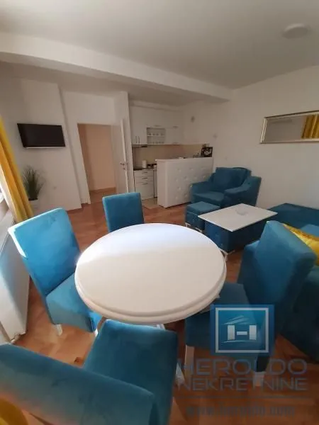 Izdavanje, jednosoban stan, 51m², Aqua park, Jagodina