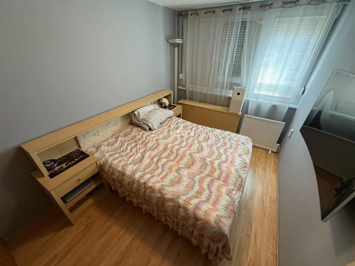 Prodaja, trosoban stan, 72m², Trošarina, Niš