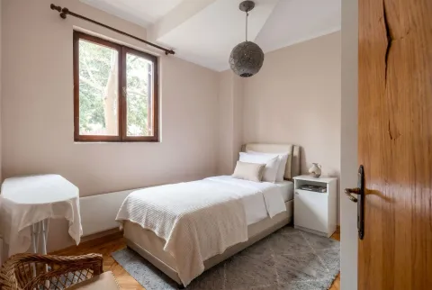 Prodaja, trosoban stan, 56m², Budva, Crna Gora - image 9