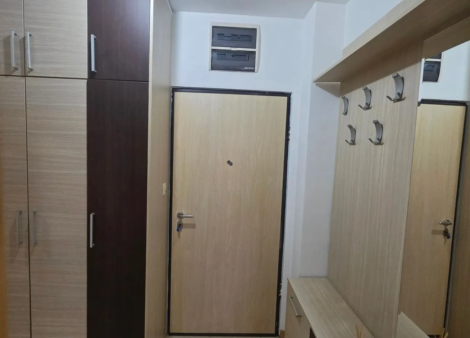Izdavanje, dvosoban stan, 54m², Tuški Put, Podgorica