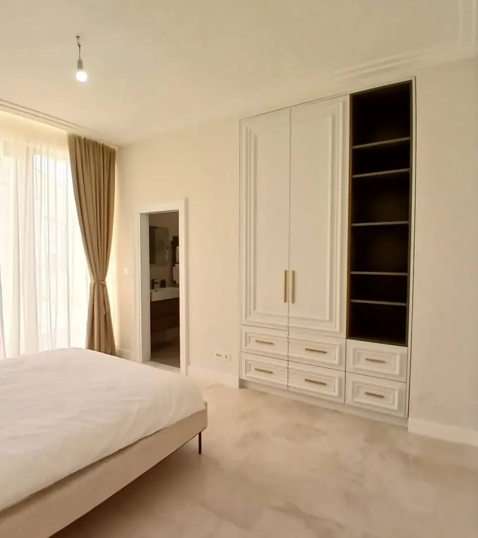 Prodaja, trosoban stan, 198m², Budva, Crna Gora