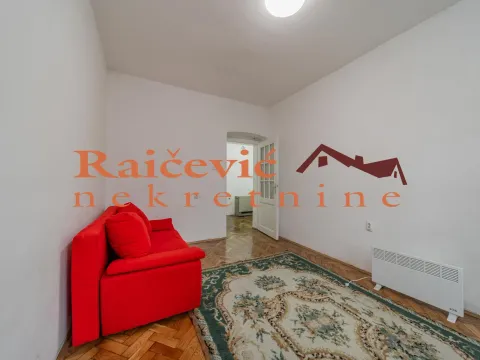 Prodaja, dvosoban stan, 57m², Centar, Stara Pazova - image 2