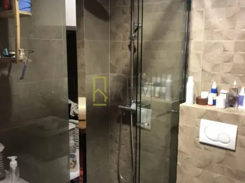 Prodaja, dvosoban stan, 70m², City Kvart, Podgorica - image 6