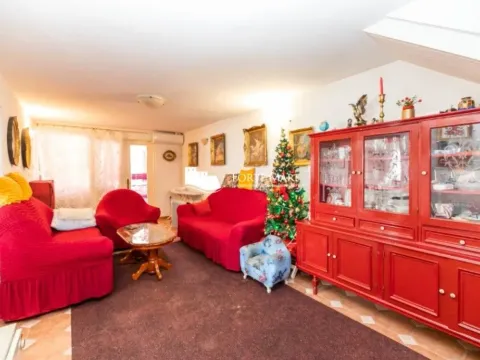 Sale, four bedroom apartment, 180m², Gomila, Herceg Novi - image 10