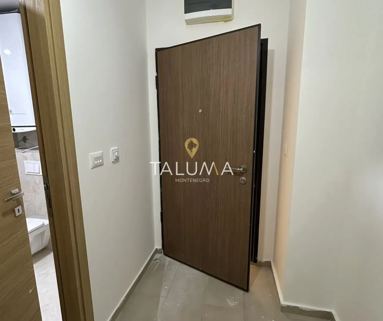Prodaja, jednosoban stan, 48m², Centar, Cetinje