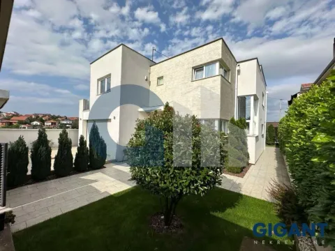 Prodaja, kuća, 252m², Miljakovac, Rakovica - image 2