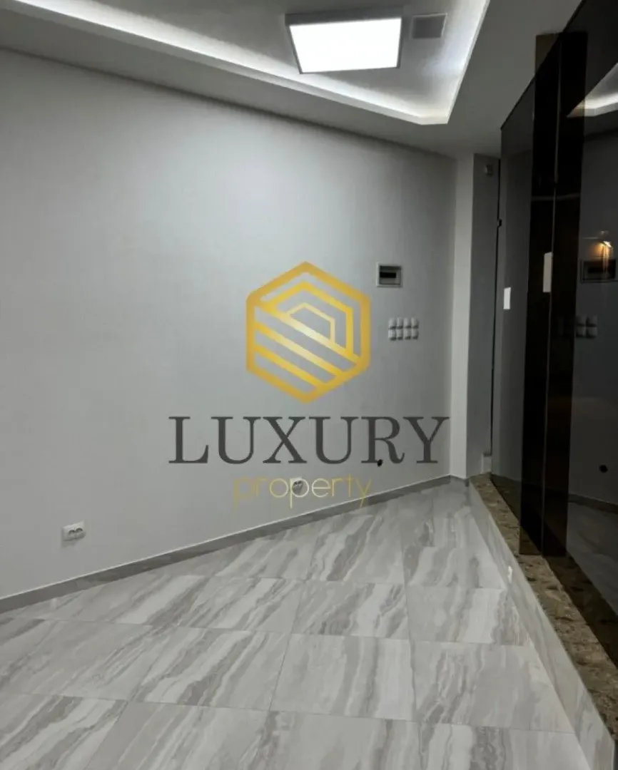 Sale, office space, 28m², Preko Morače, Podgorica