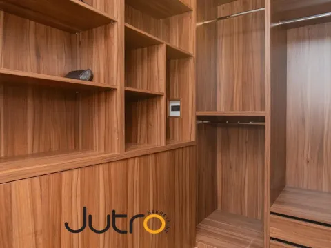 Prodaja, trosoban stan, 237m², Centar, Bar - image 13