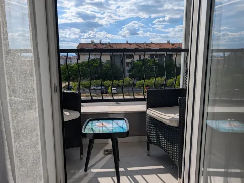 Izdavanje, garsonjera, 24m², Stari Aerodrom, Podgorica - image 4