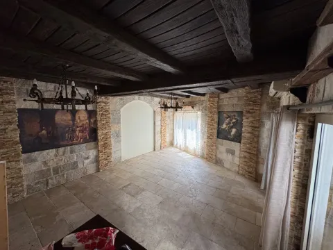 Sale, office space, 173m², Petrovac, Budva - image 1
