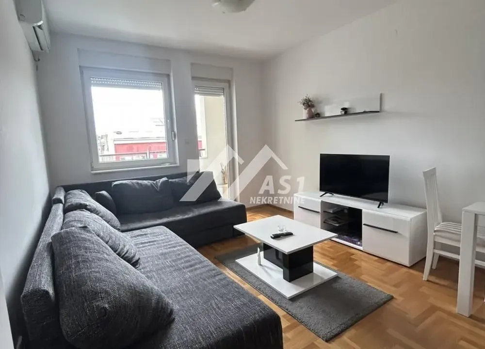 Rent, two bedroom apartment, 42m², Grbavica, Novi Sad Sve Podlokacije