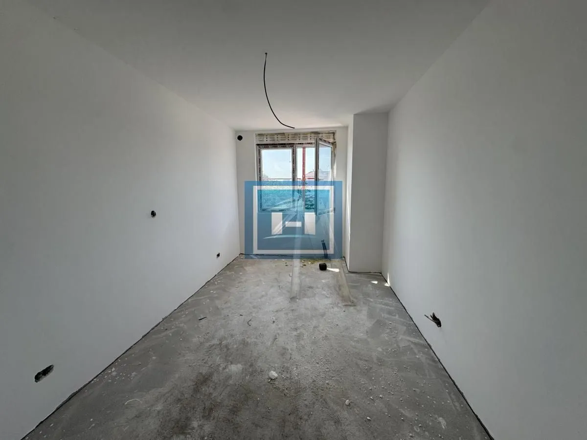 Prodaja, četvorosoban stan, 95m², Centar, Jagodina