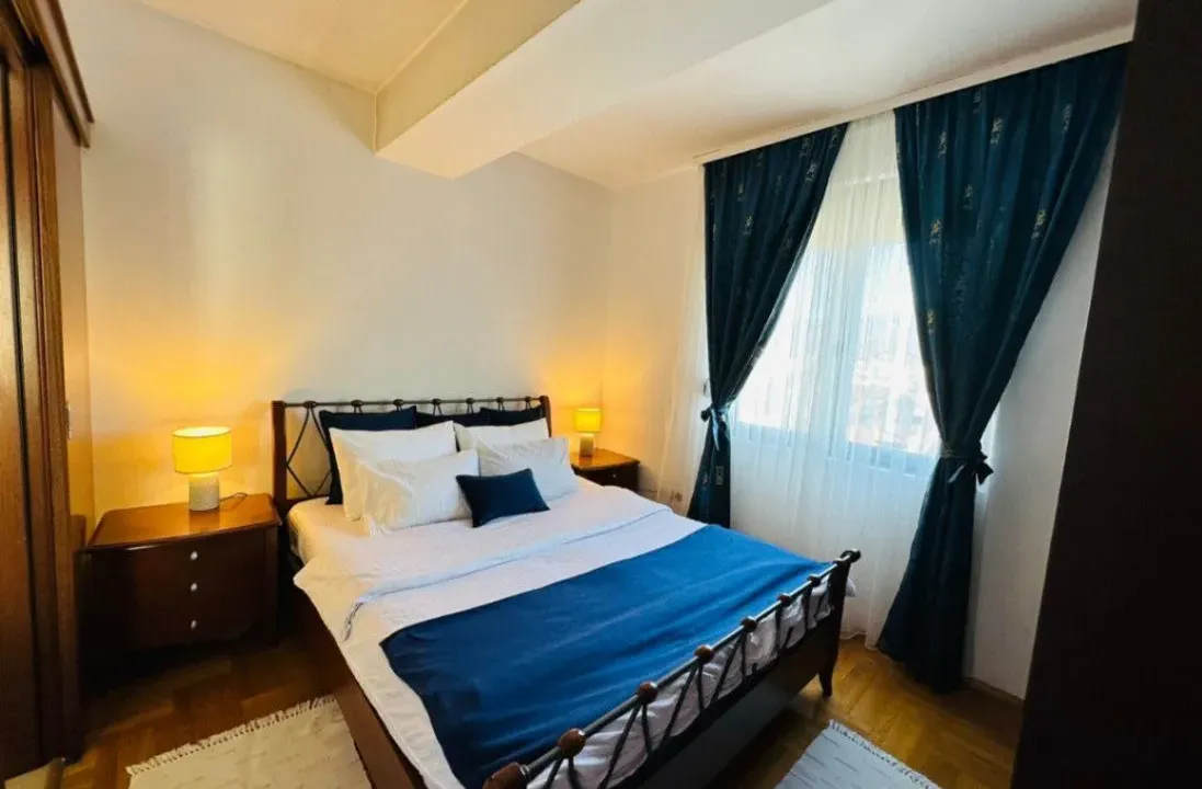 Izdavanje, dvosoban stan, 60m², Stari Aerodrom, Podgorica