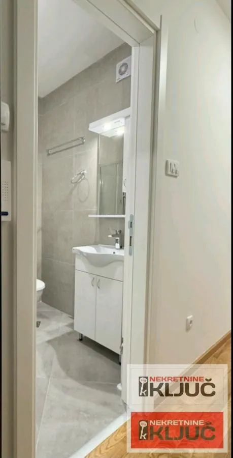 Izdavanje, dvosoban stan, 65m², Telep, Novi Sad Sve Podlokacije