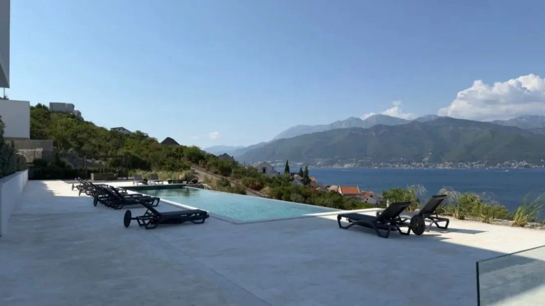 Sale, house, 350m², Kotor, Crna Gora