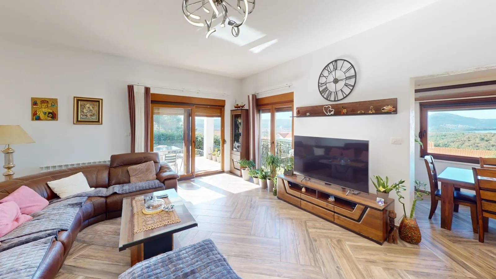 Rent, house, 212m², Kavač, Kotor