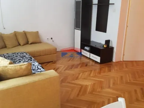 Izdavanje, dvosoban stan, 50m², Grbavica, Novi Sad Sve Podlokacije - image 2