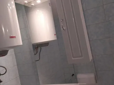 Izdavanje, trosoban stan, 70m², Kalimanj, Tivat - image 10