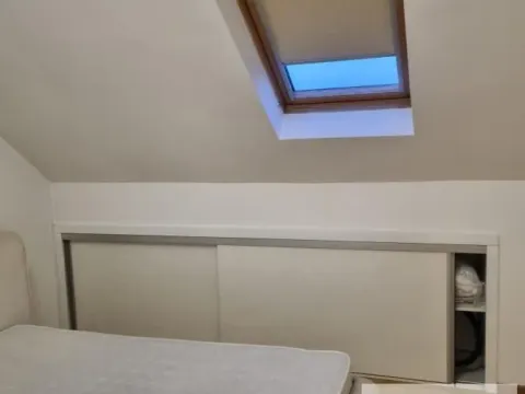 Izdavanje, trosoban stan, 64m², Stari Grad, Beograd - image 7