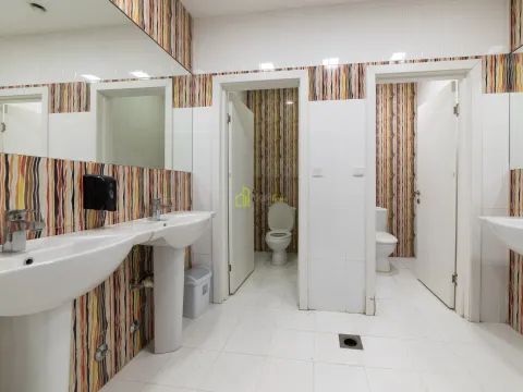 Prodaja, poslovni prostor, 1343m², Centar, Podgorica - image 73