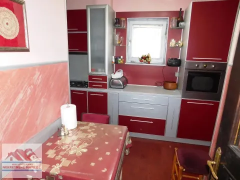 Sale, house, 300m², Kragujevac, Srbija - image 12