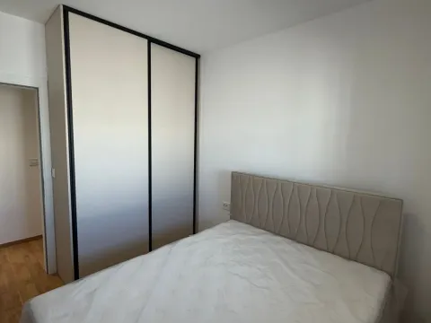 Izdavanje, jednosoban stan, 46m², Stari Aerodrom, Podgorica - image 7