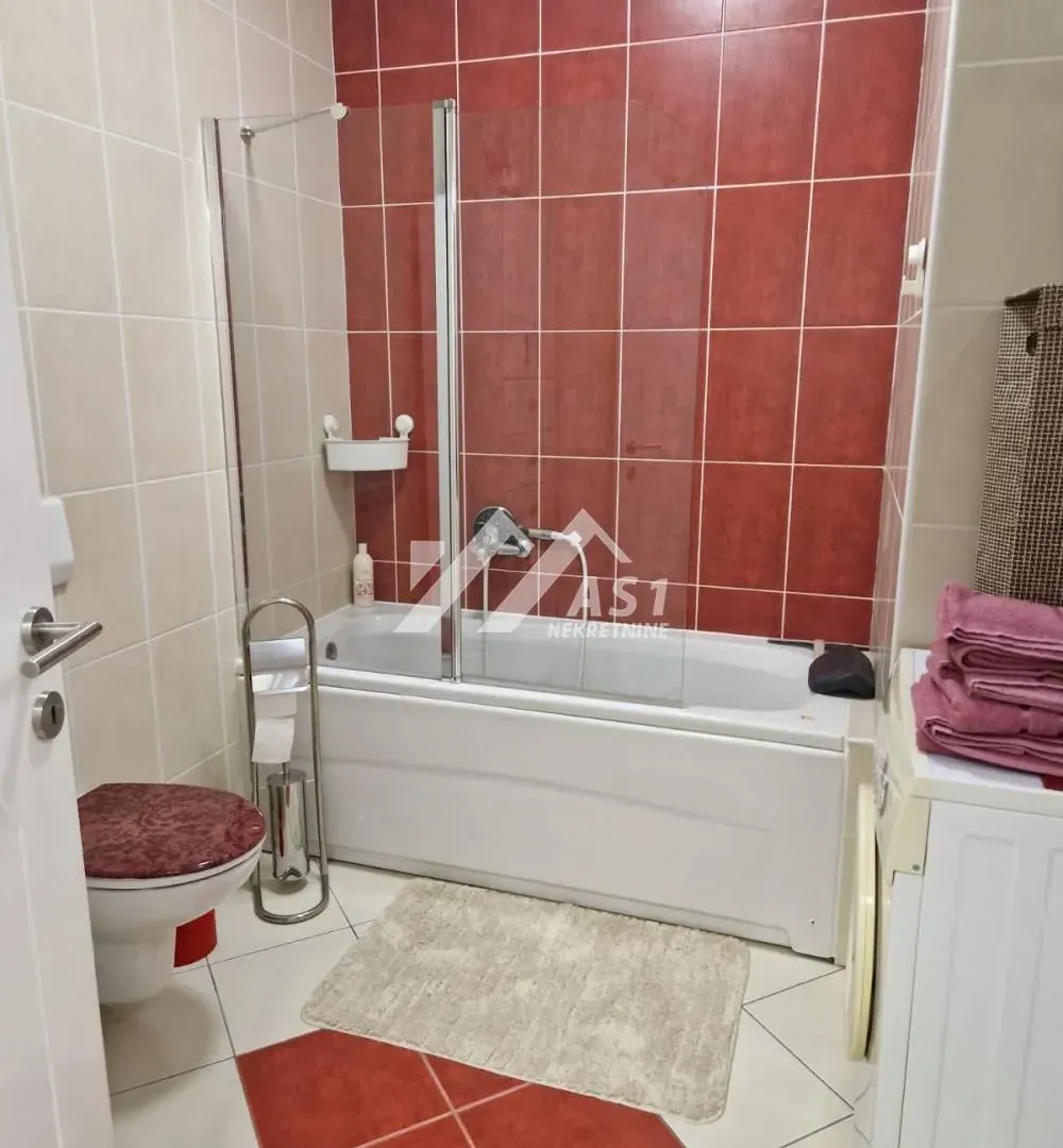 Izdavanje, dvosoban stan, 55m², Novi Sad Sve Podlokacije, Novi Sad