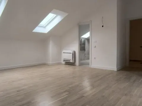 Prodaja, dvosoban stan, 126m², Dobrota, Kotor - image 2