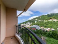 Izdavanje, dvosoban stan, 60m², Bečići, Budva - image 12